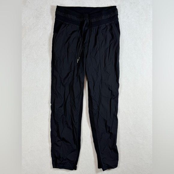 Lululemon Athletica Size 4 Dance Studio Mid Rise Joggers Pants - Picture 1 of 6